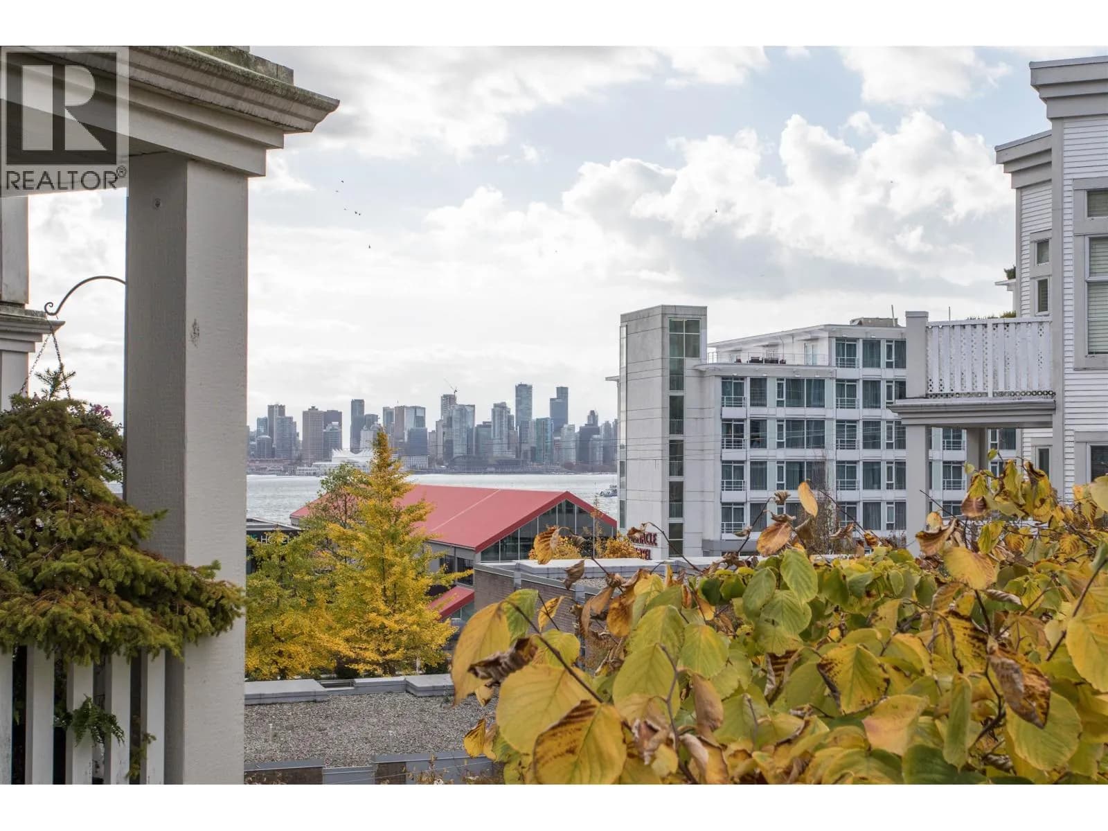 147 E 1ST STREET, North Vancouver
