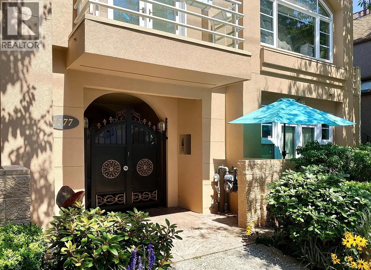 1177 W 8TH AVENUE, Vancouver