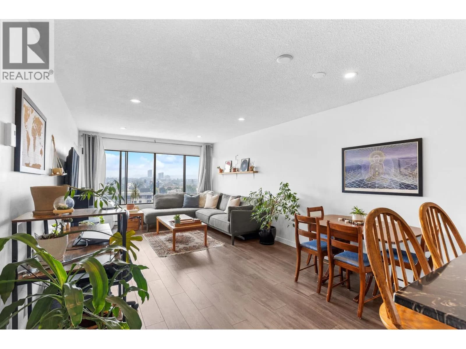 #1205 737 Leon Avenue, Kelowna, BC photo 5