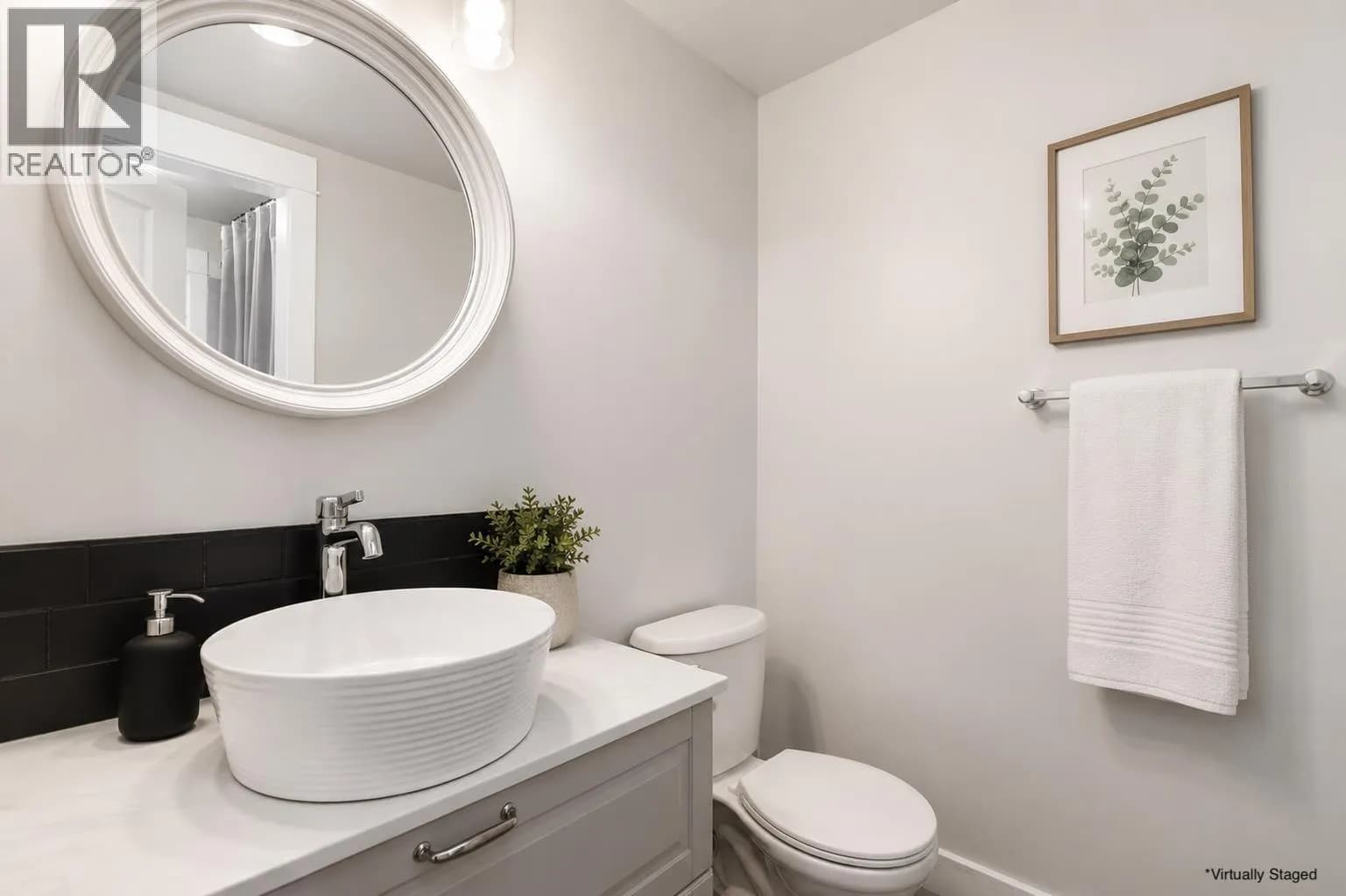 #205 7330 ARBUTUS STREET, Pemberton, BC photo 4
