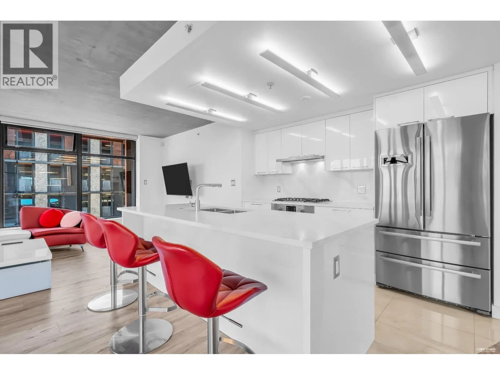 #610 128 W CORDOVA STREET, Vancouver, BC photo 3