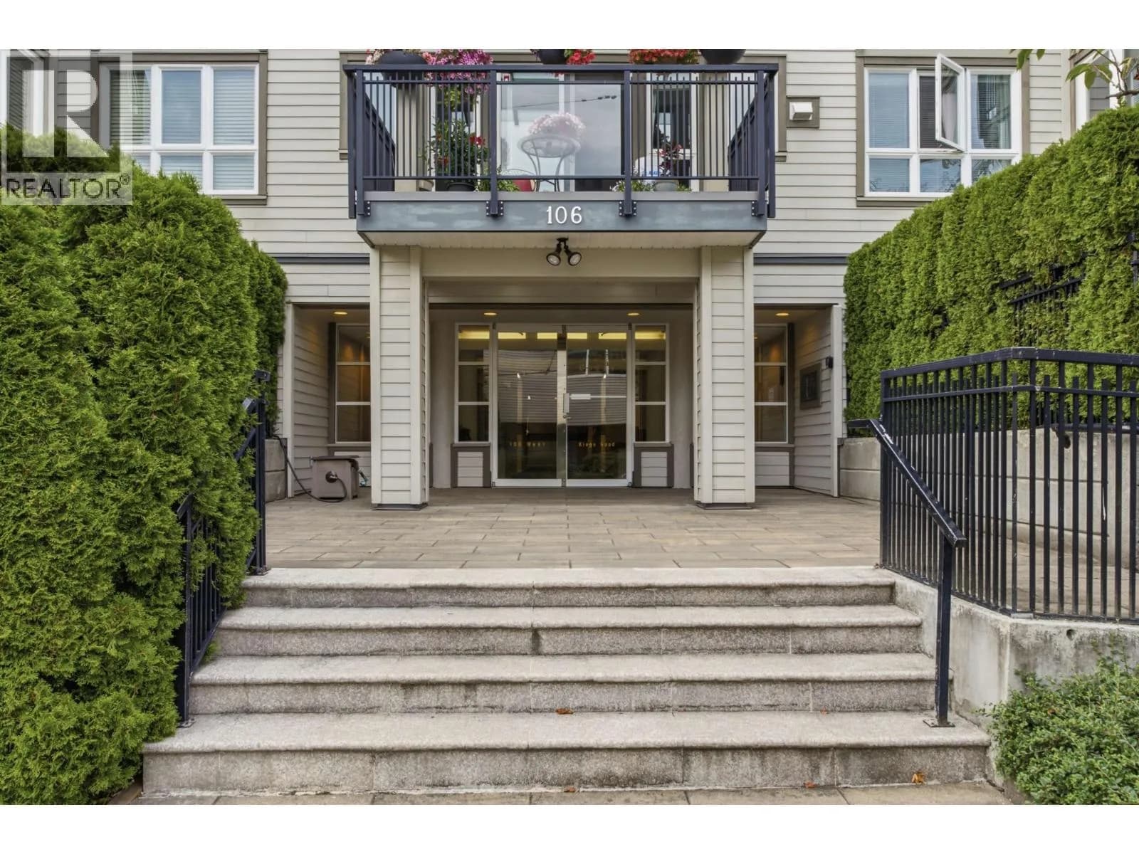 106 W KINGS ROAD, North Vancouver