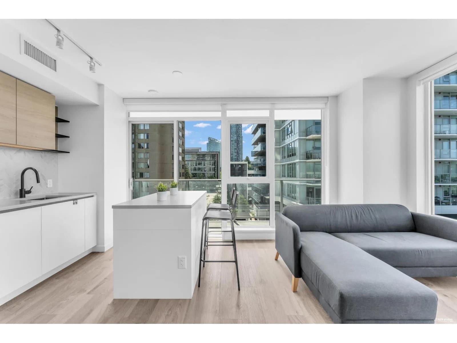 #510 13428 105 AVENUE, Surrey, BC photo 5