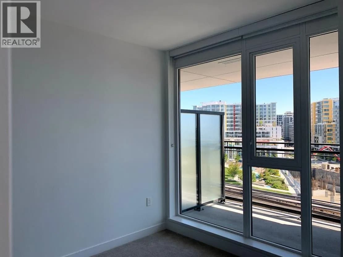 #903 3331 NO. 3 ROAD, Richmond, BC photo 2