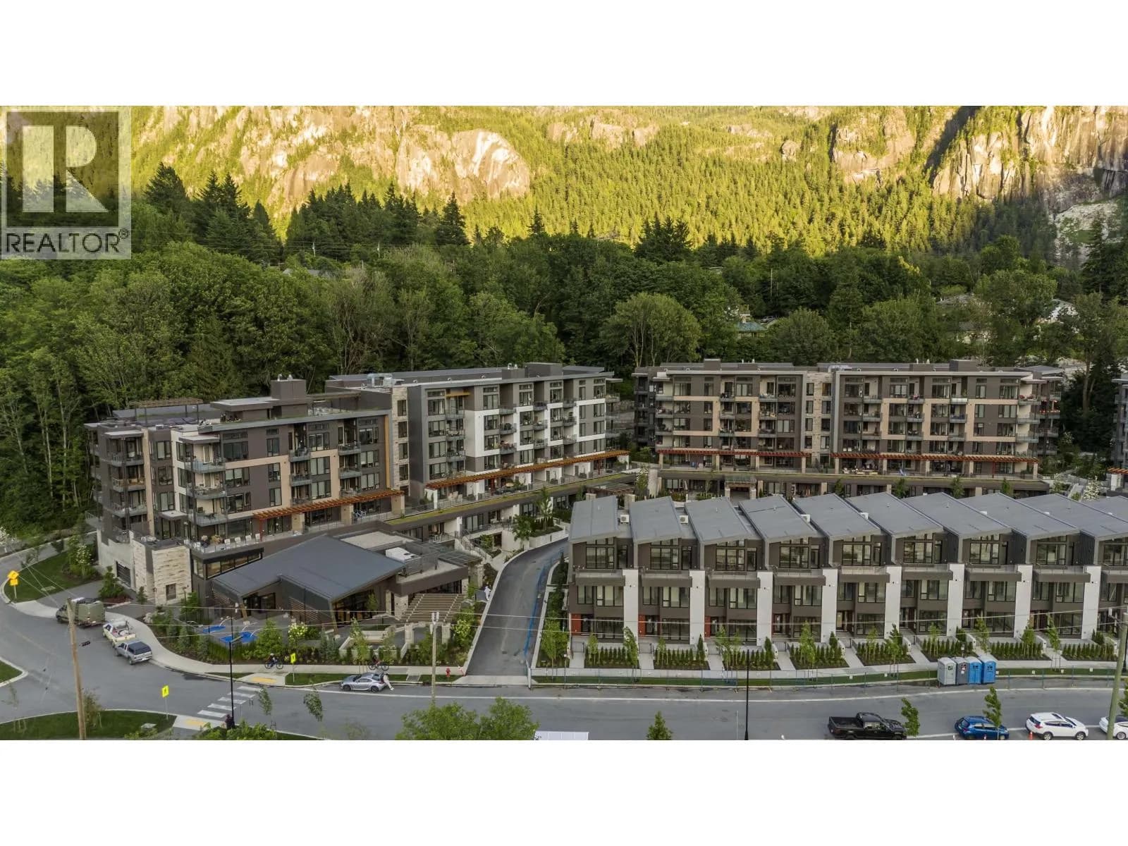1500 SCOTT CRESCENT, Squamish