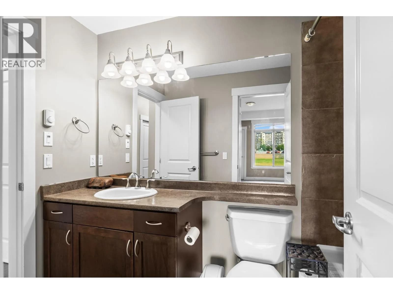 #212 3533 Carrington Road, West Kelowna, BC photo 5