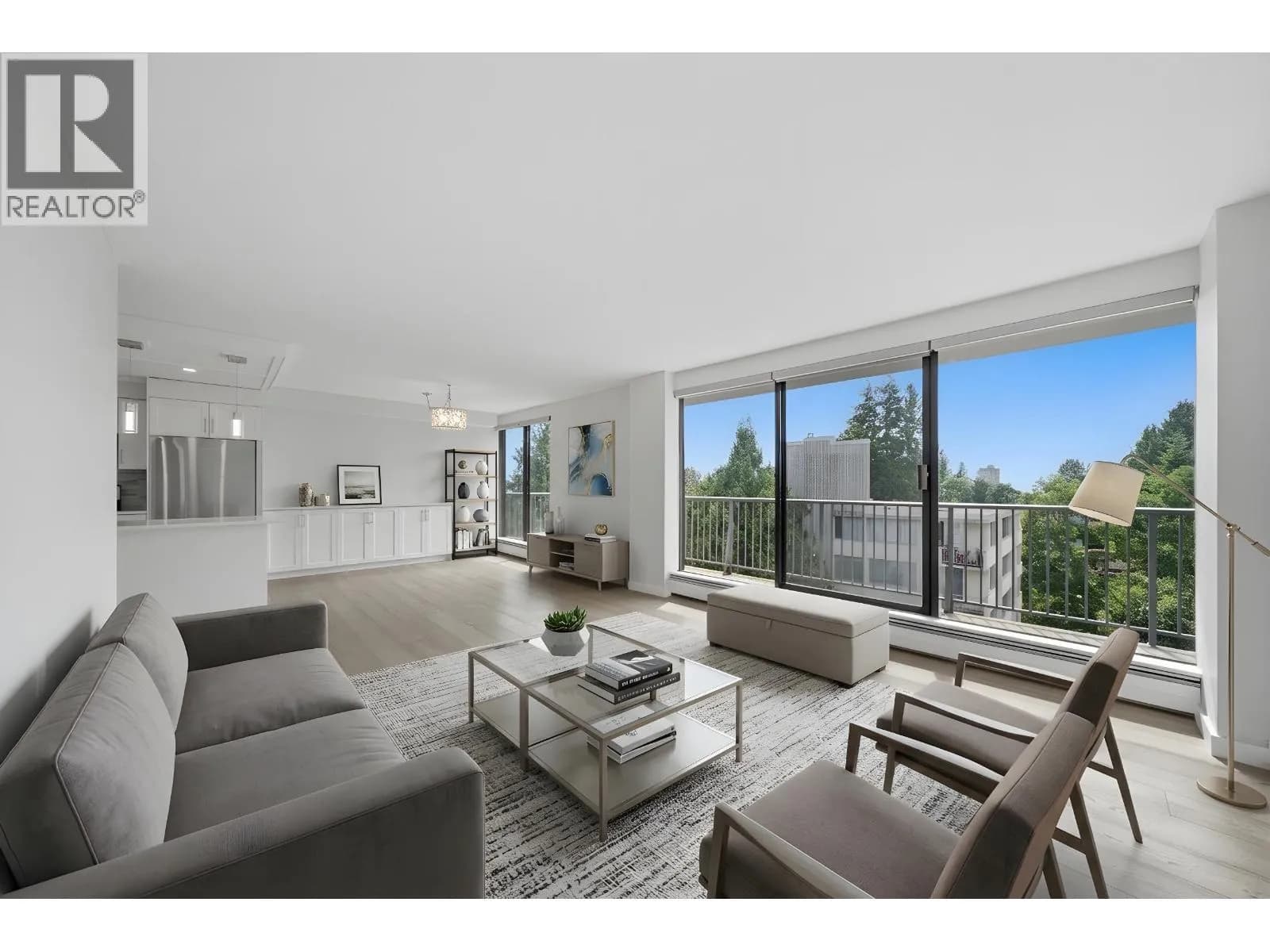 1745 ESQUIMALT AVENUE, West Vancouver