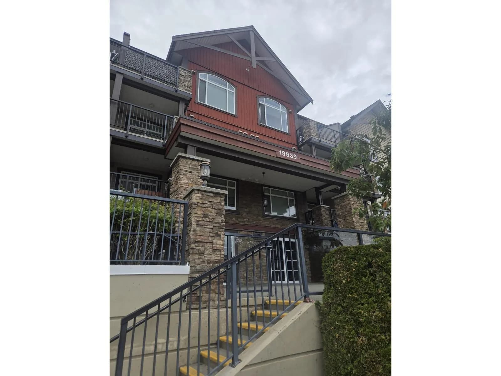 #409 19939 55A AVENUE, Langley, BC photo 1