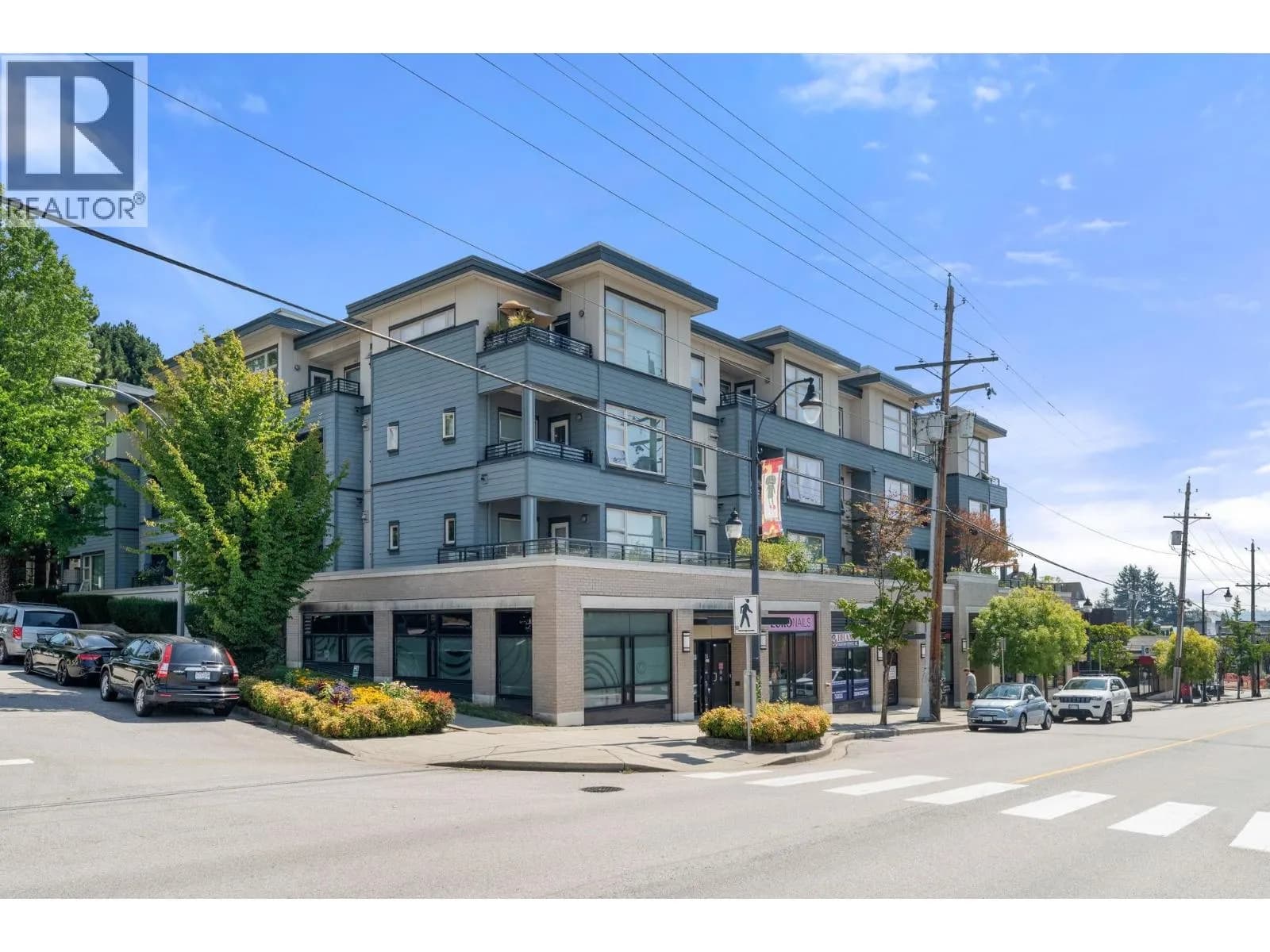 #302 709 12TH STREET, New Westminster, BC photo 2