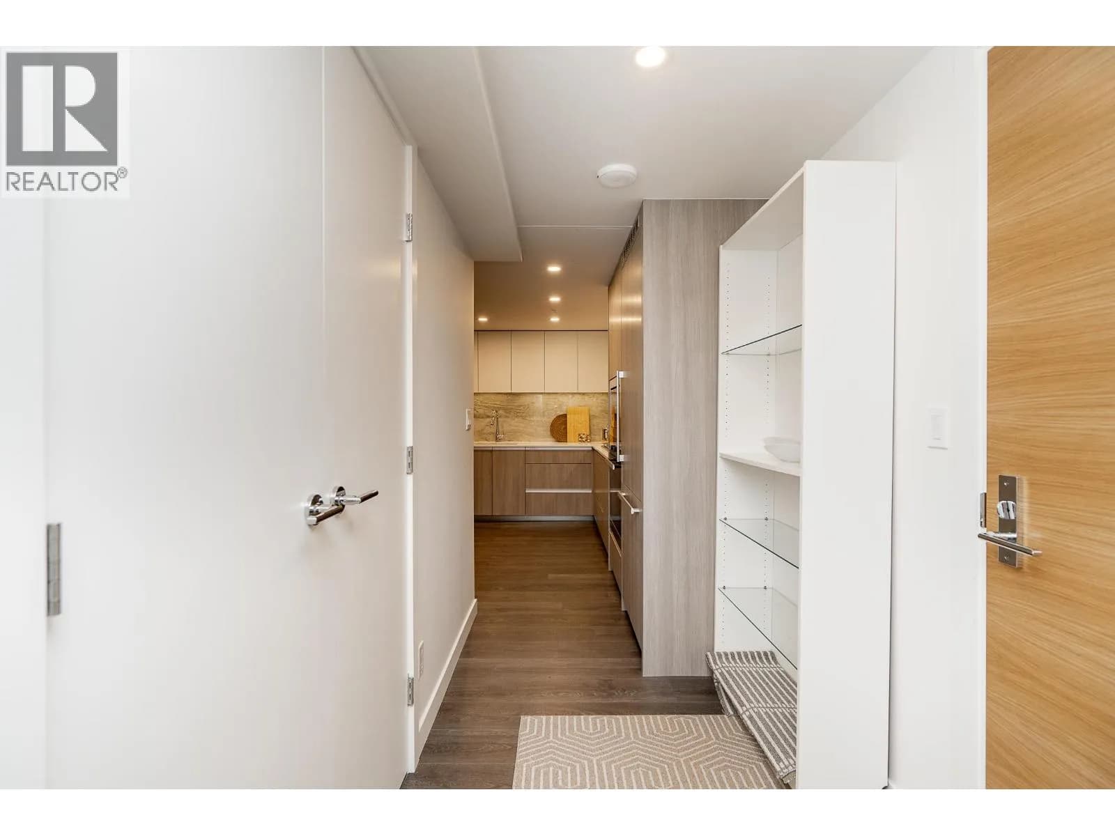 #403 6633 BUSWELL STREET, Richmond, BC photo 5