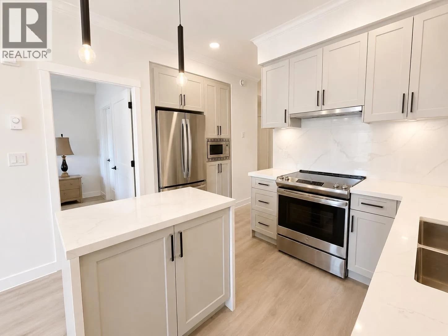 #322 12109 223 STREET, Maple Ridge, BC photo 3