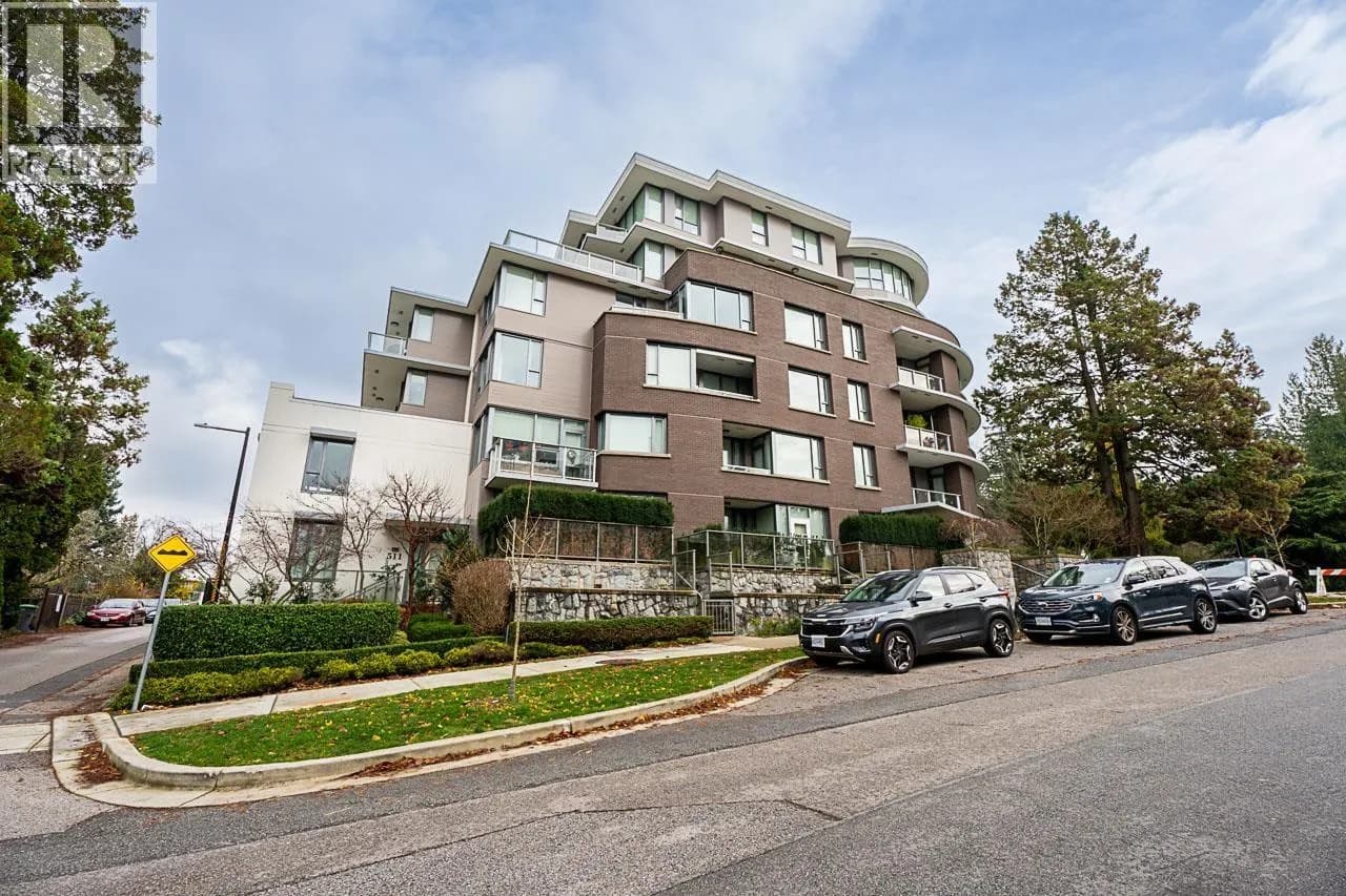 505 W 30TH AVENUE, Vancouver