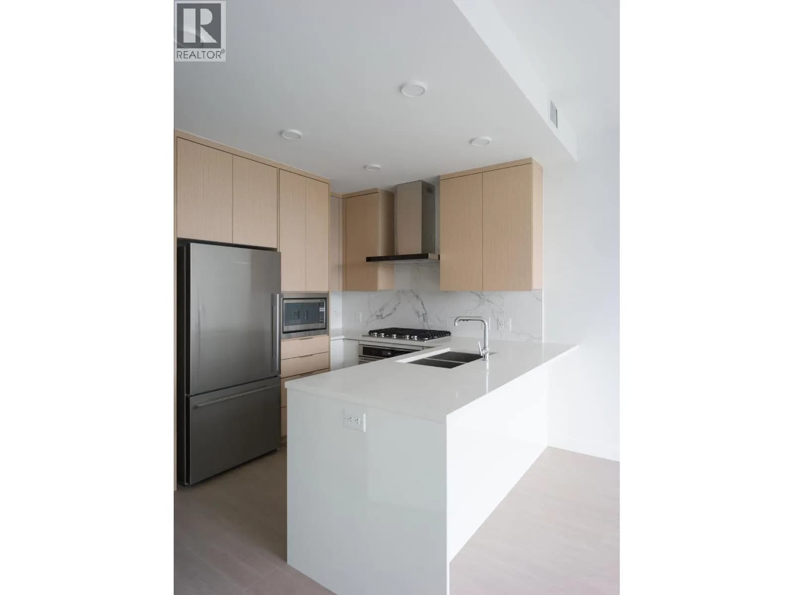 #2104 699 WHITING WAY, Coquitlam, BC photo 4