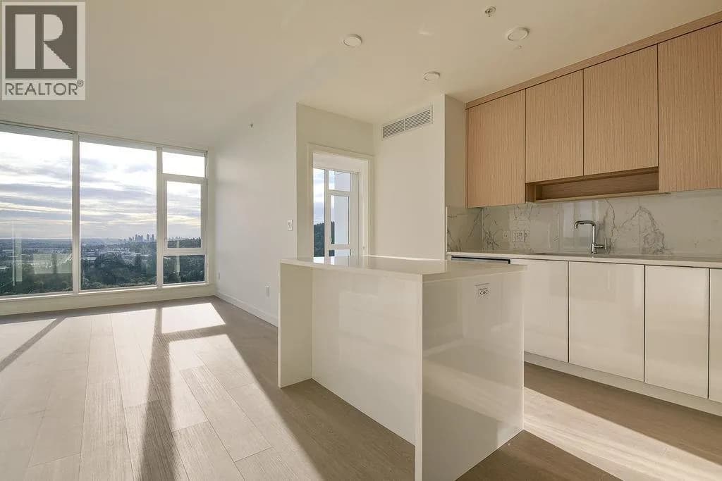 #2108 699 WHITING WAY, Coquitlam, BC photo 3