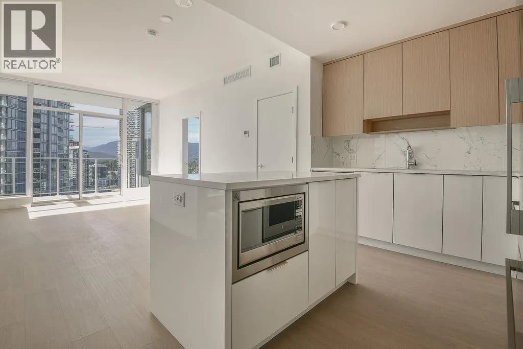 #2102 699 WHITING WAY, Coquitlam, BC photo 2