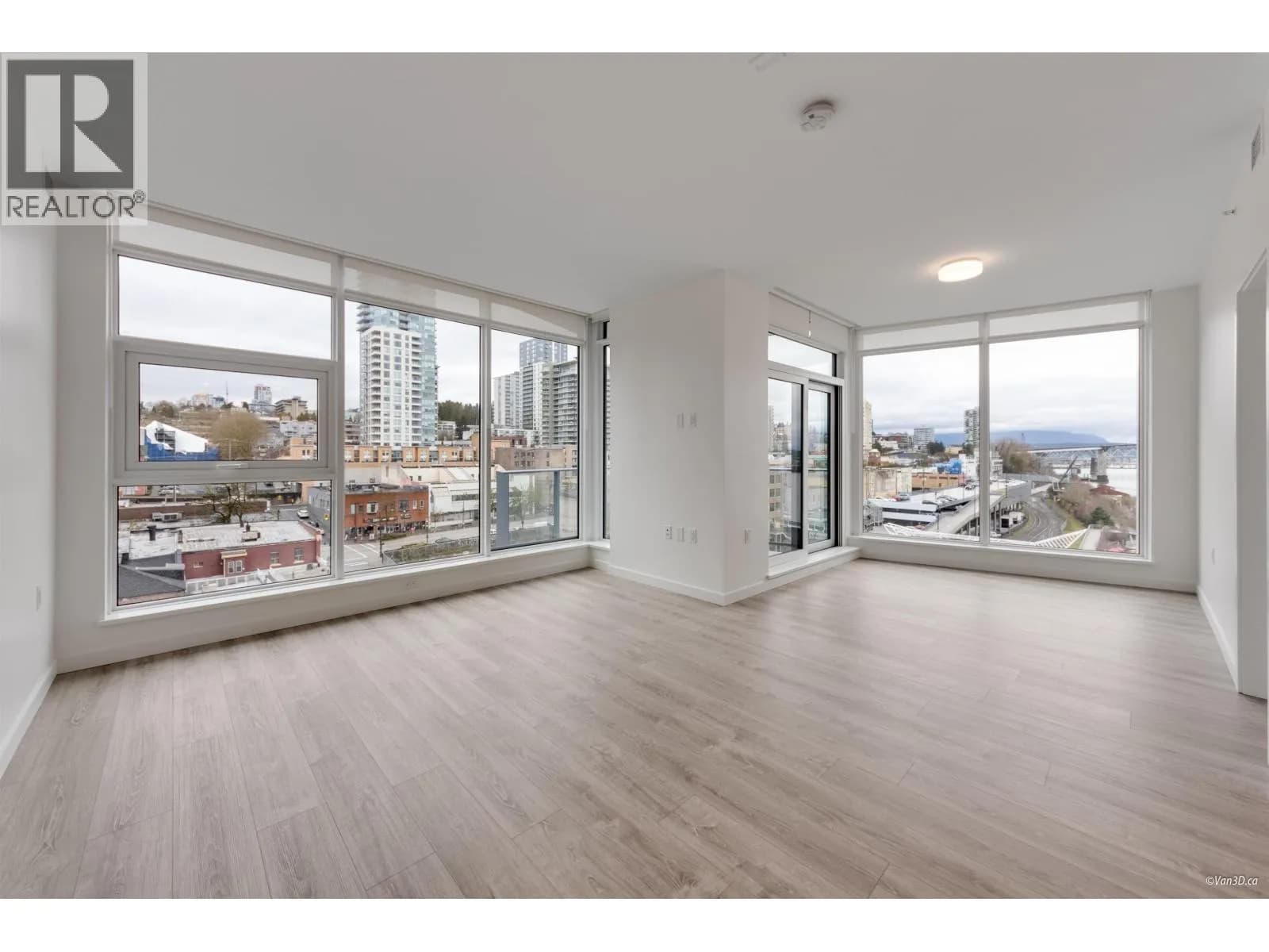 #703 660 QUAYSIDE DRIVE, New Westminster, BC photo 5
