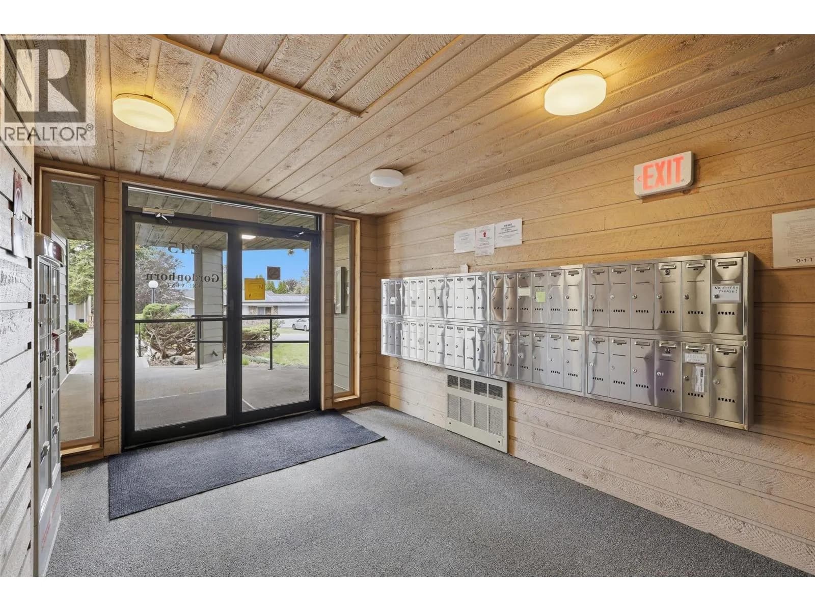 #347 245 Gordonhorn Drive, Kamloops, BC photo 4