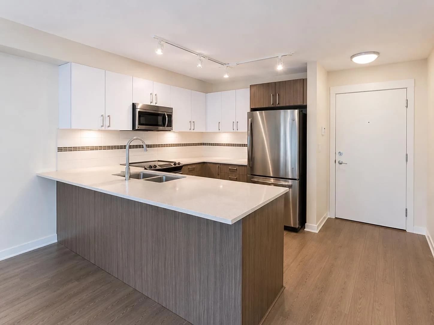 #308 8733 160 STREET, Surrey, BC photo 2