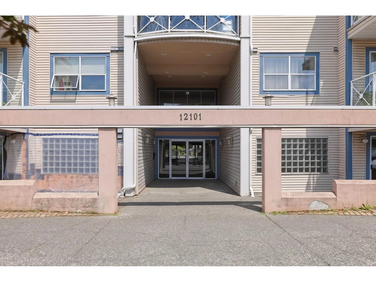 #202 12101 80 AVENUE, Surrey, BC photo 3