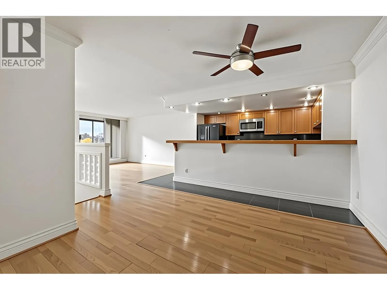 #205 1600 HOWE STREET, Vancouver, BC photo 4
