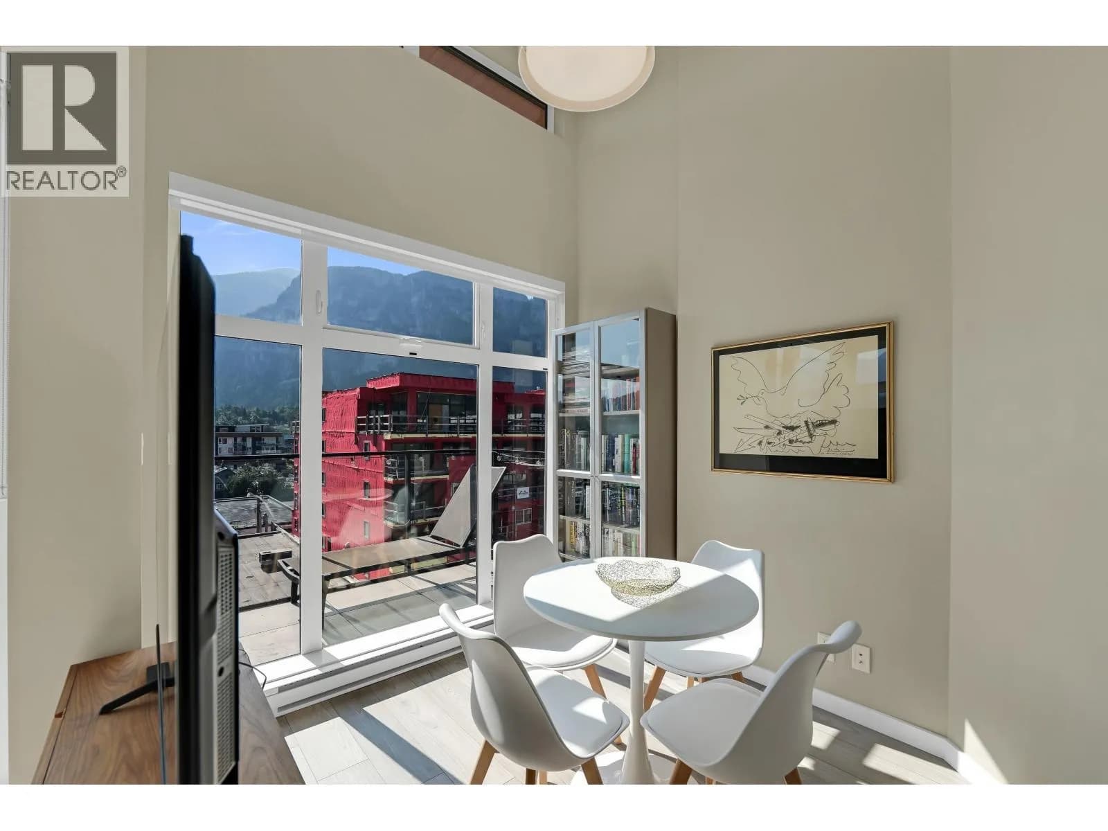 #616 38033 SECOND AVENUE, Squamish, BC photo 5