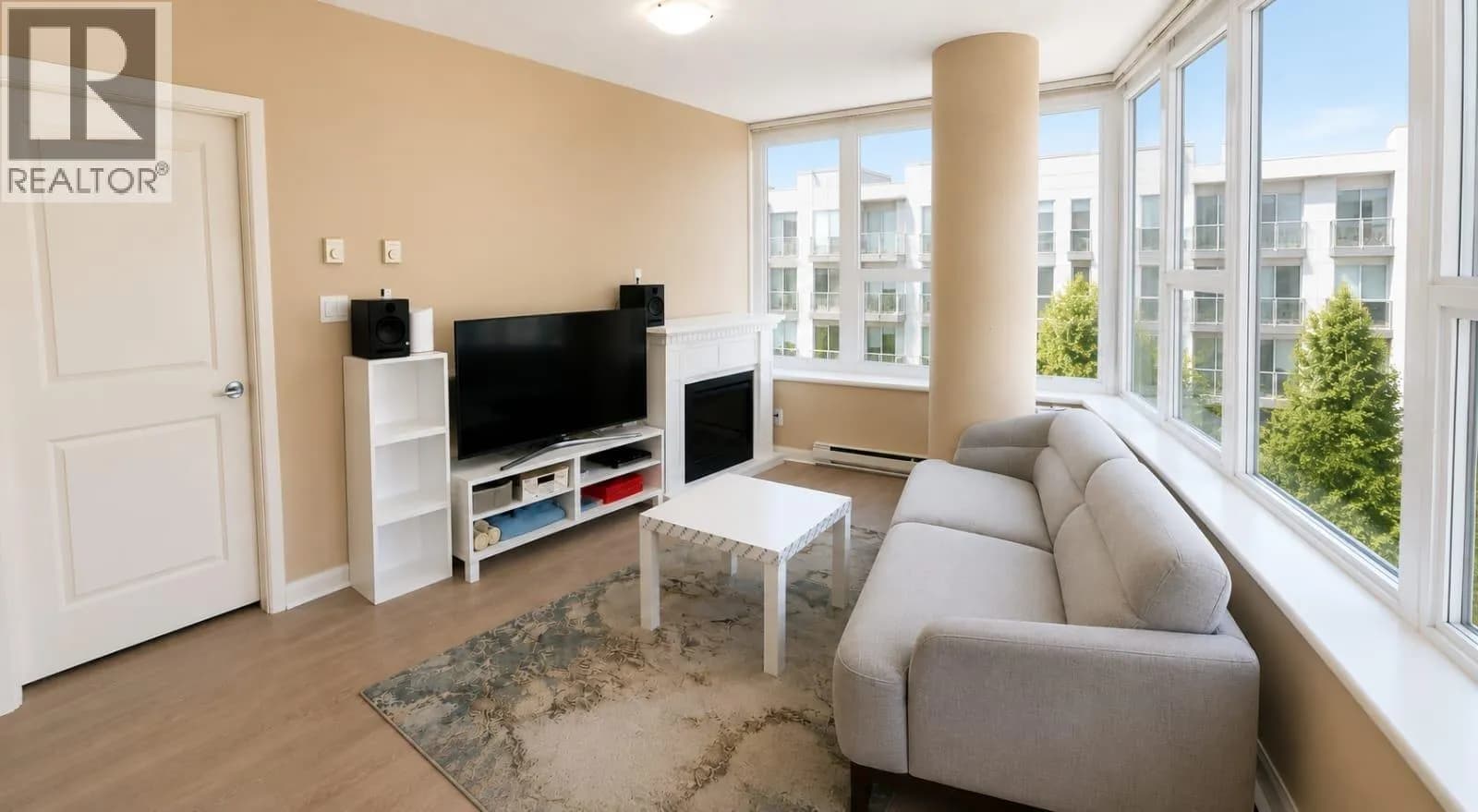 898 CARNARVON STREET, New Westminster