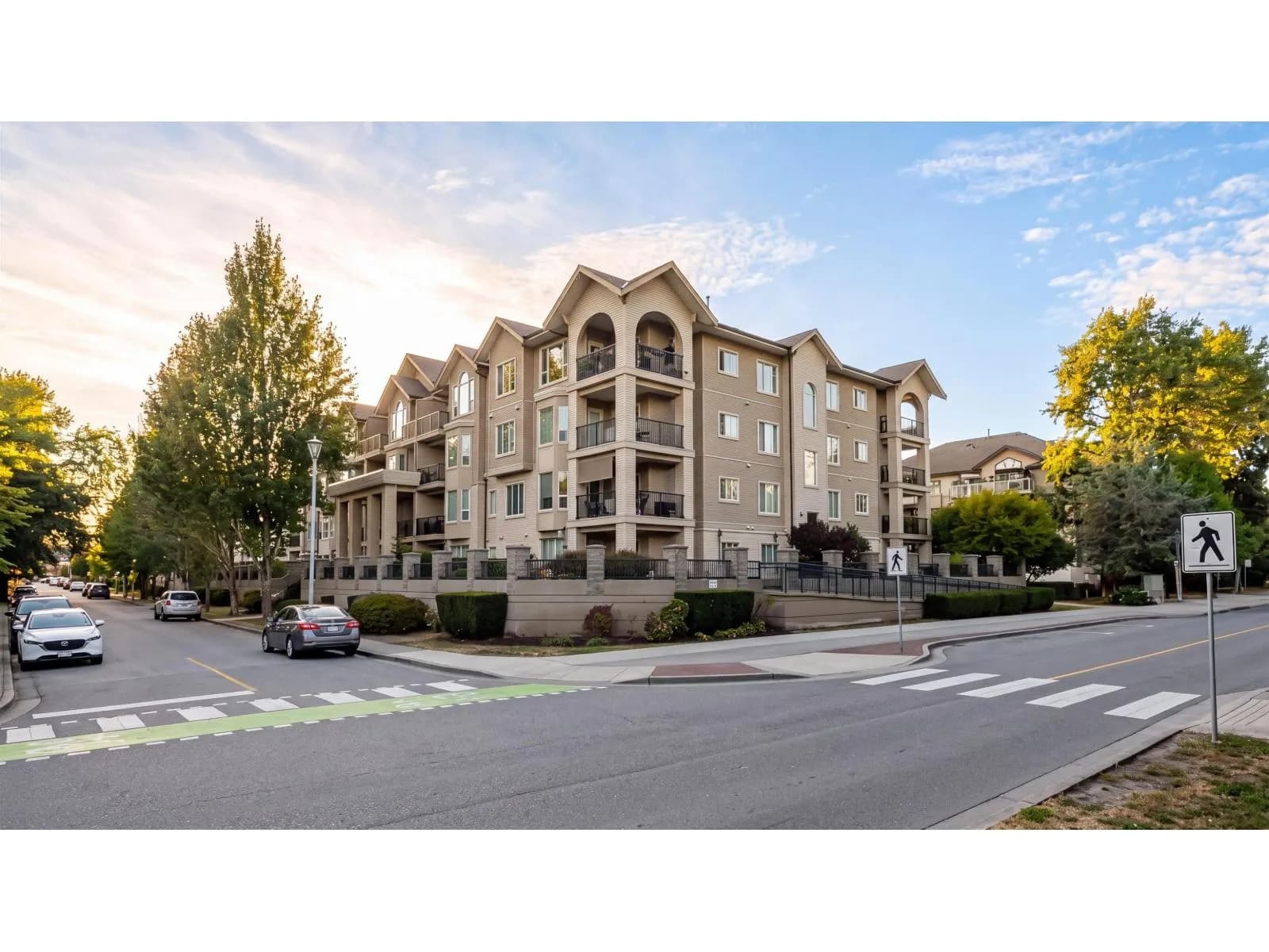 #401 20281 53A AVENUE, Langley, BC photo 2