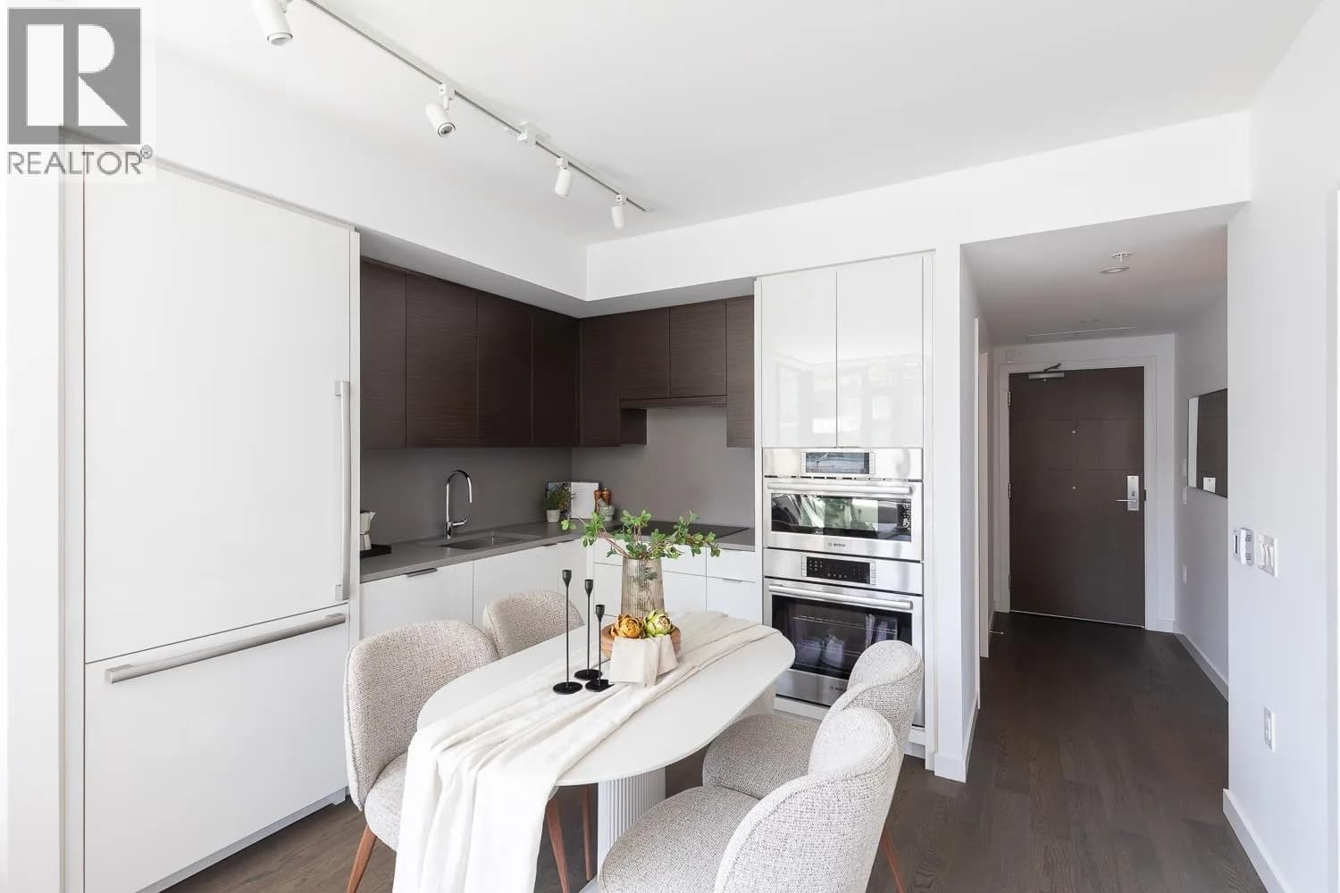 #607 1678 PULLMAN PORTER STREET, Vancouver, BC photo 3