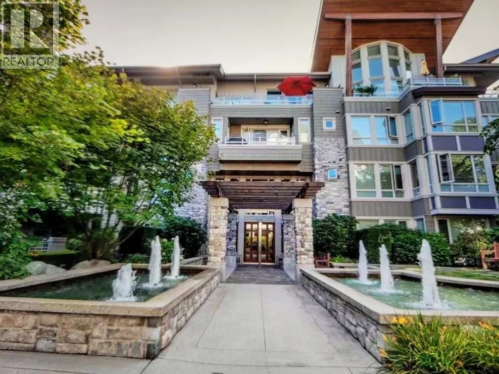 560 RAVEN WOODS DRIVE, North Vancouver