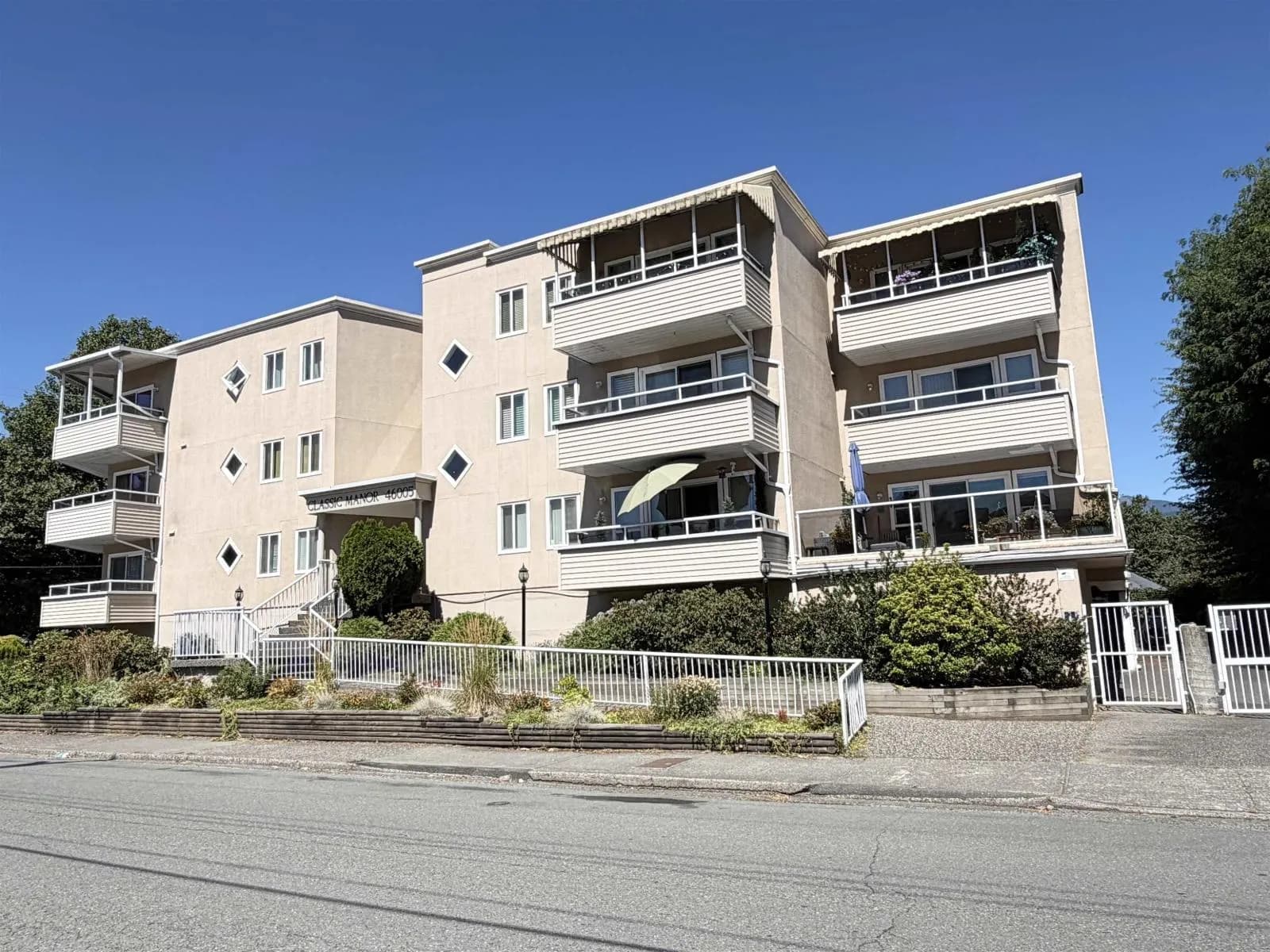 46005 BOLE AVENUE, Chilliwack