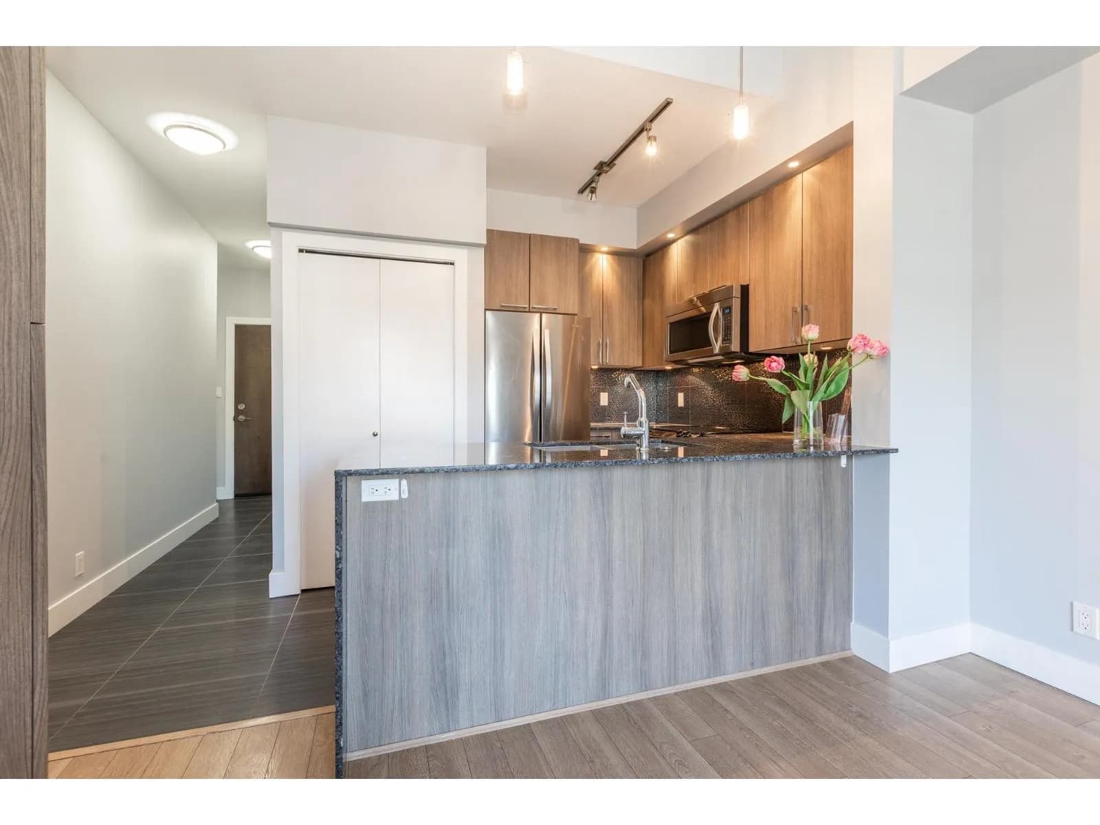 #B401 20211 66 AVENUE, Langley, BC photo 3