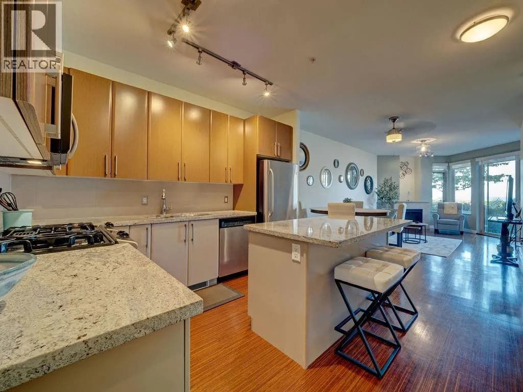 5160 DAVIS BAY ROAD, Sechelt