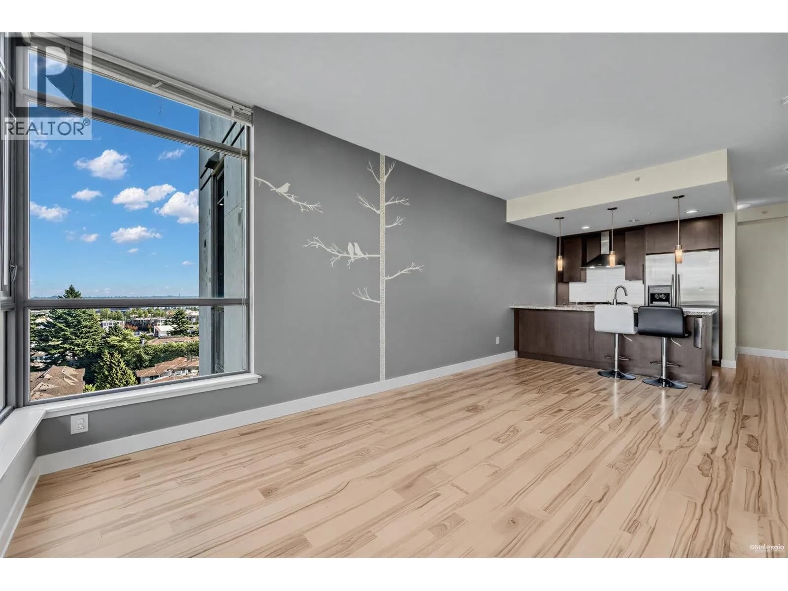 #1606 7088 18TH AVENUE, Burnaby, BC photo 2