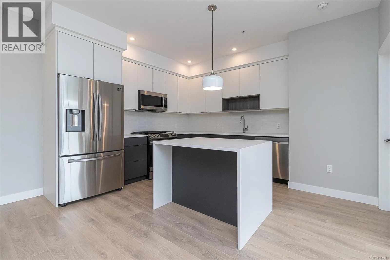 #606 967 Whirlaway Cres, Langford, BC photo 5