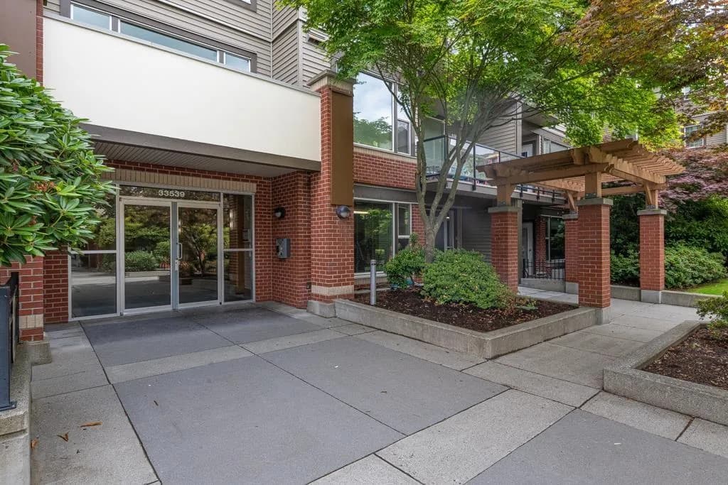 #114 33539 HOLLAND AVENUE, Abbotsford, BC photo 3