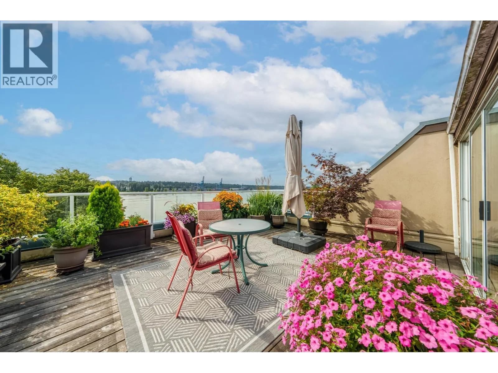 Quayside Terrace, New Westminster