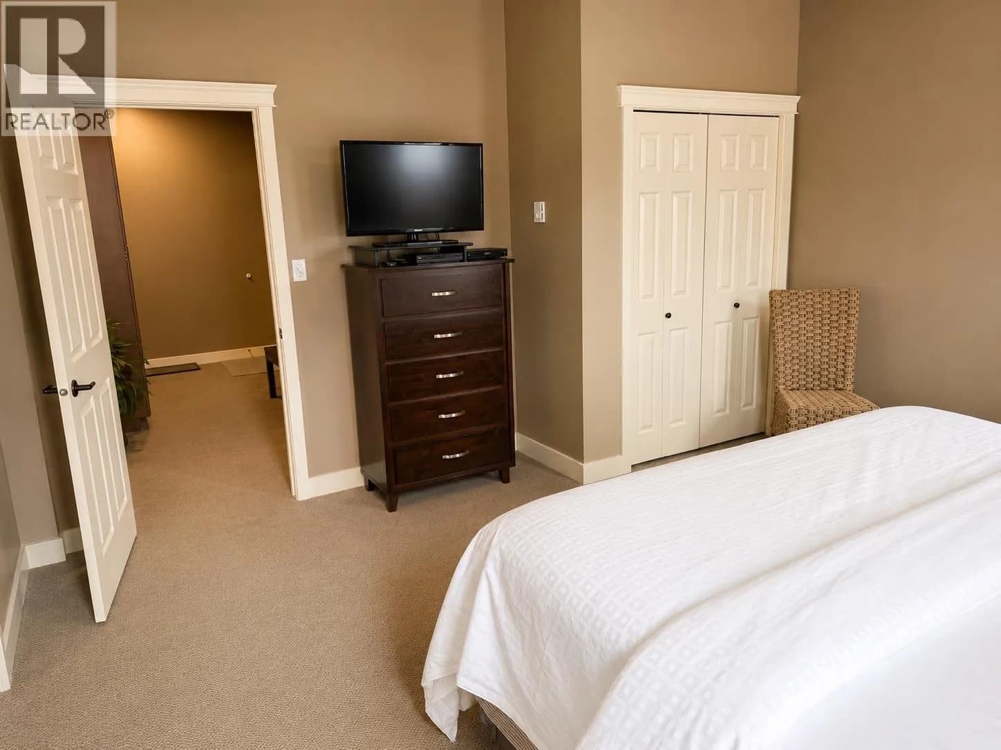 #521 500 BIGHORN Boulevard, Radium Hot Springs, BC photo 3