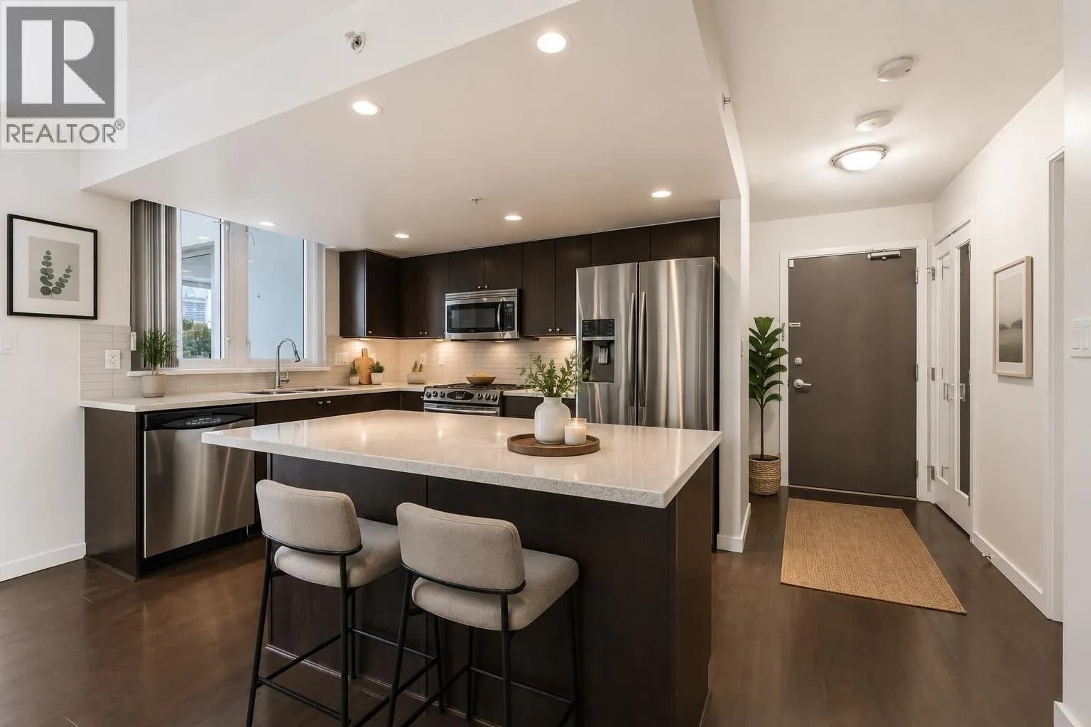 #402 4400 BUCHANAN STREET, Burnaby, BC photo 3