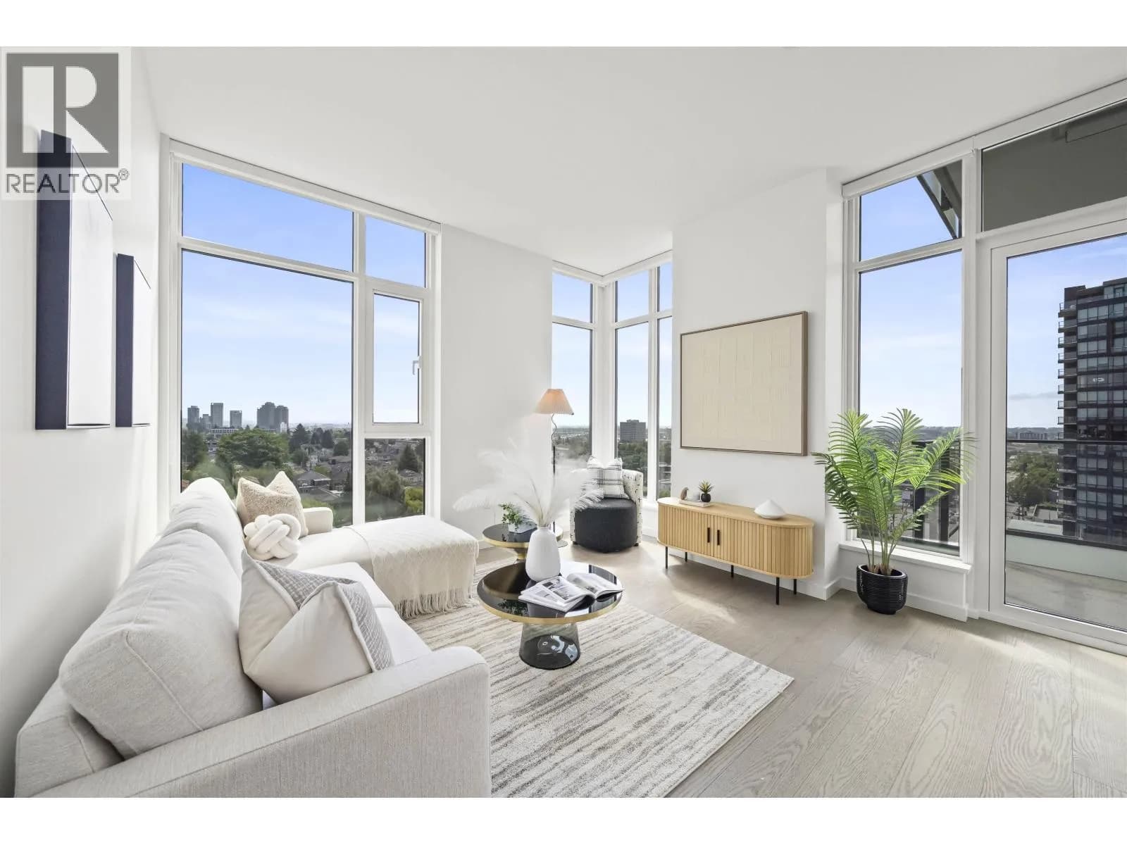 8415 GRANVILLE STREET, Vancouver