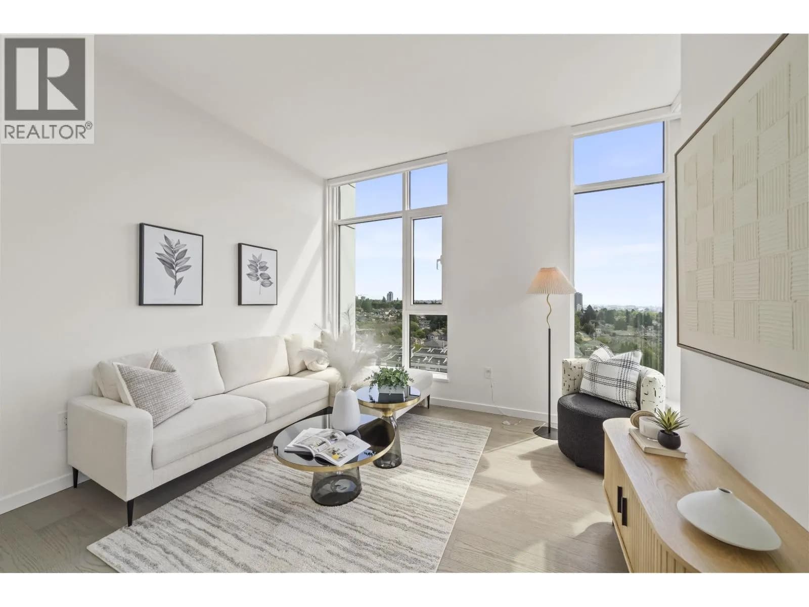 #905 8415 GRANVILLE STREET, Vancouver, BC photo 5