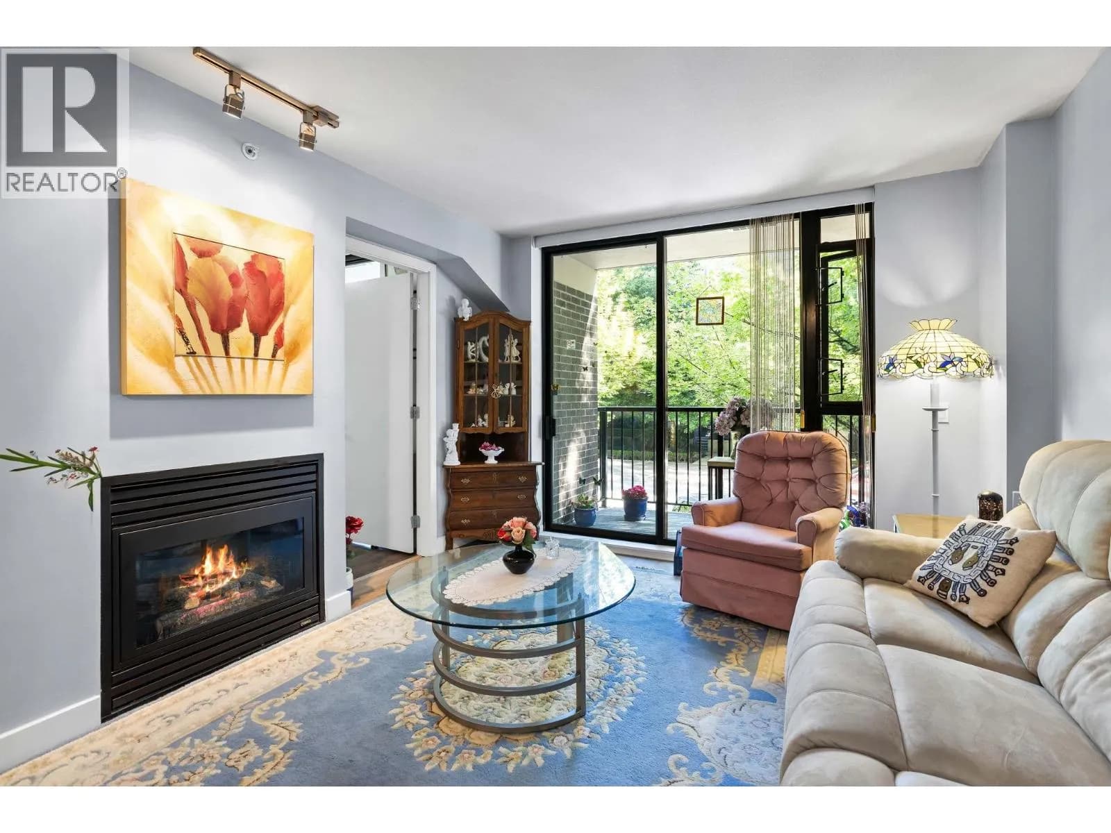 #205 175 W 1ST STREET, North Vancouver, BC photo 2