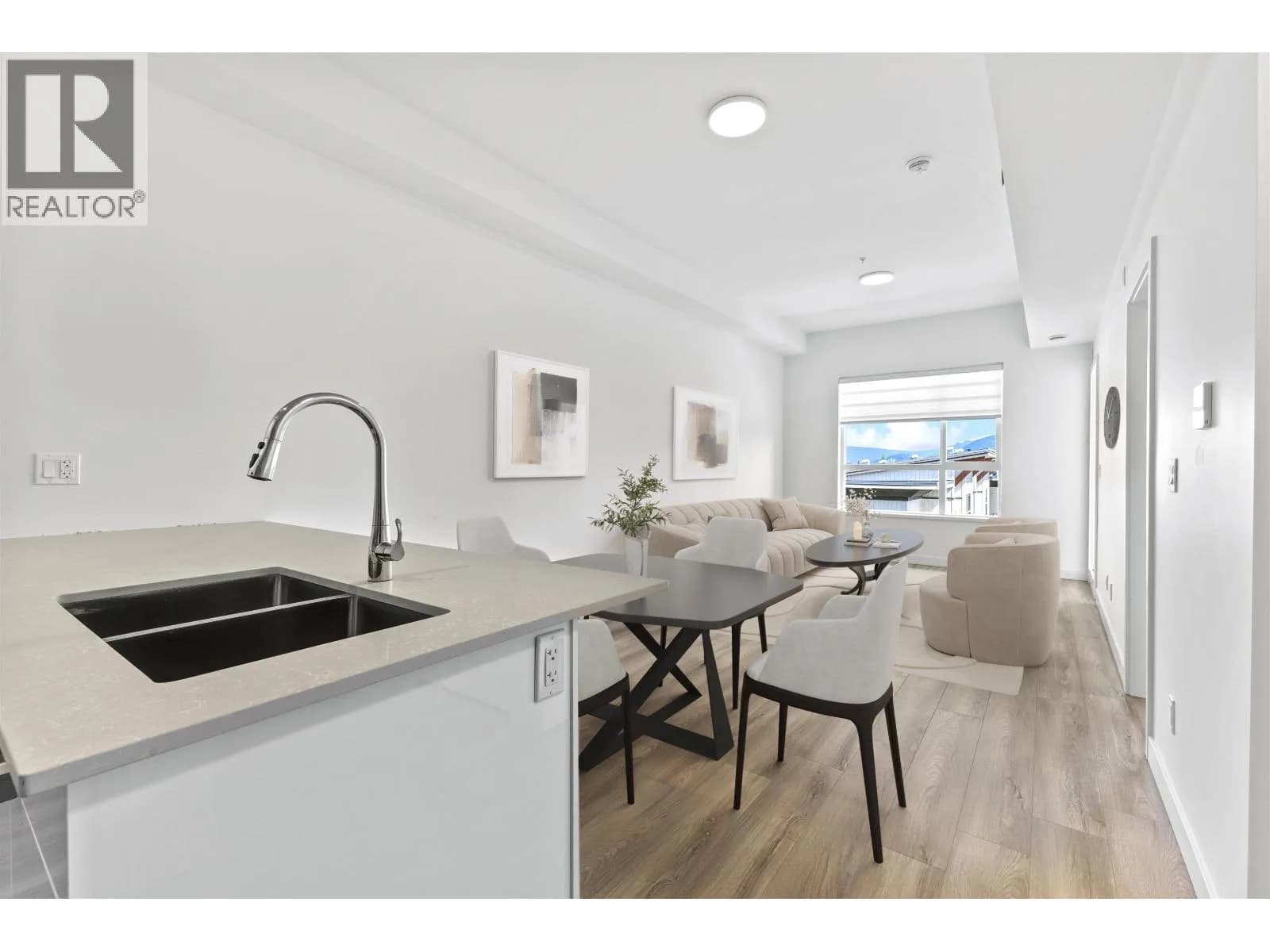 #510 11913 BURNETT STREET, Maple Ridge, BC photo 2