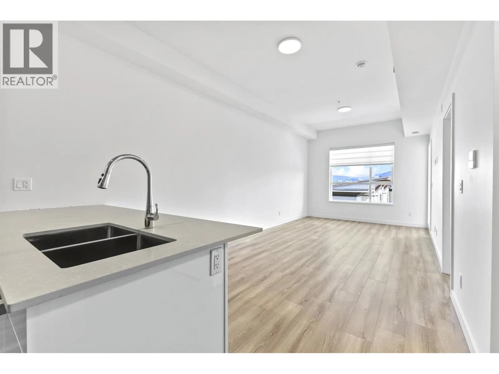 #510 11913 BURNETT STREET, Maple Ridge, BC photo 3