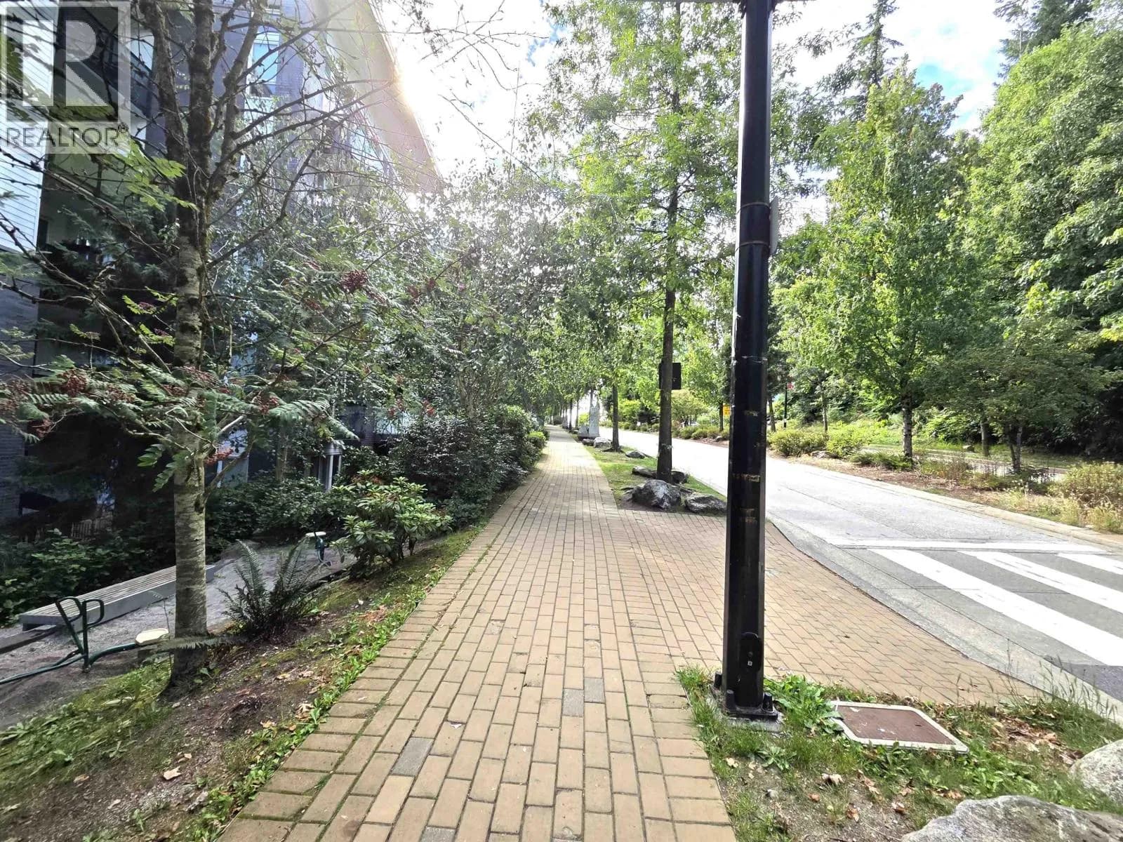 #111 9250 UNIVERSITY HIGH STREET, Burnaby, BC photo 3