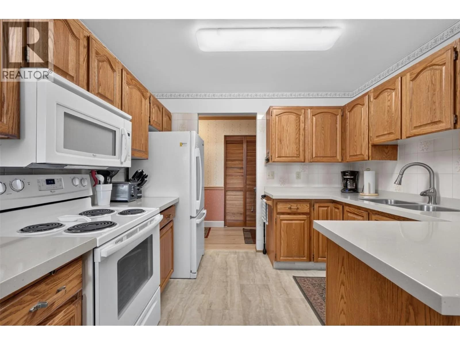 1229 Bernard Avenue, Kelowna