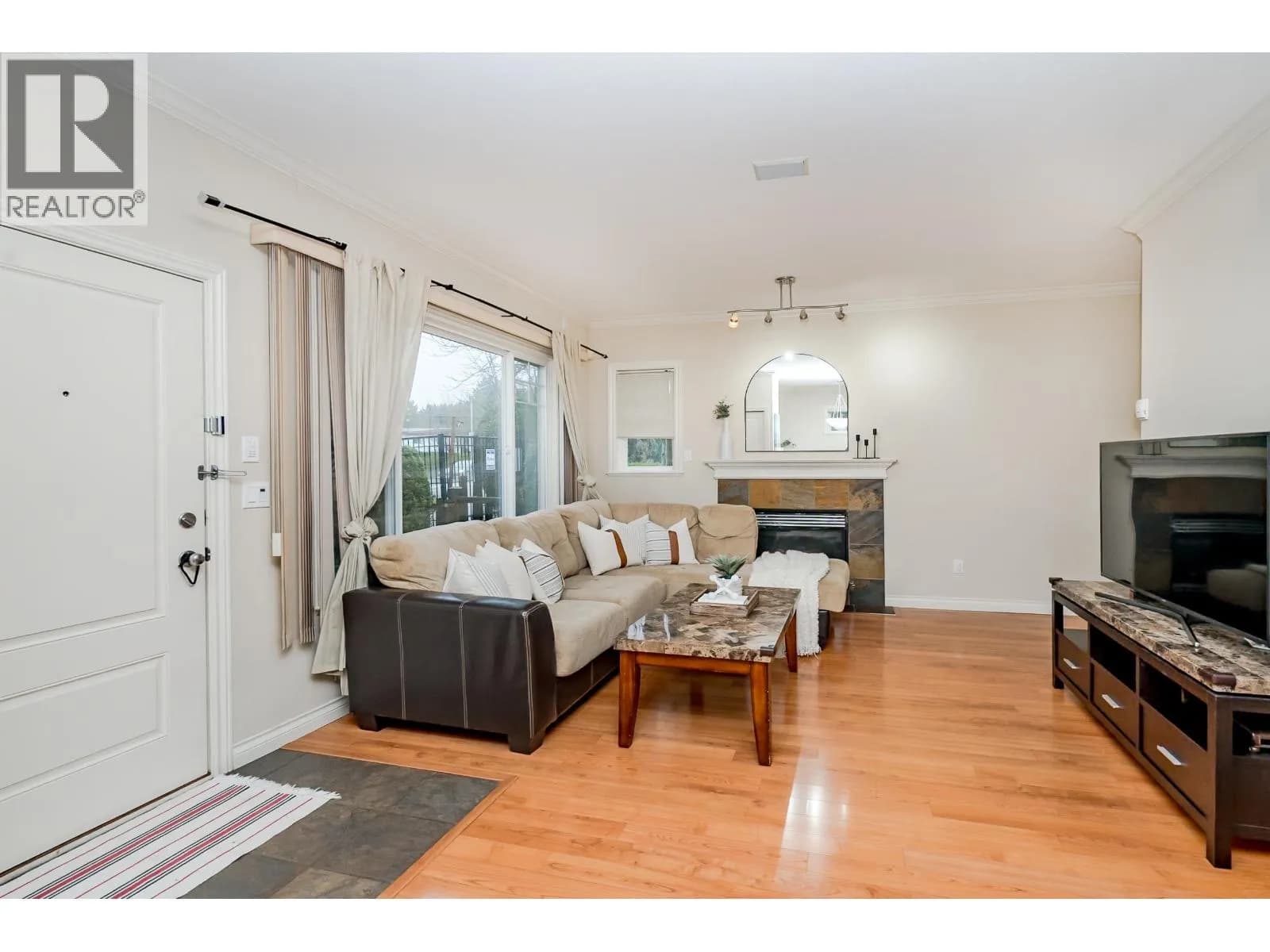 #10 7060 BRIDGE STREET, Richmond, BC photo 3