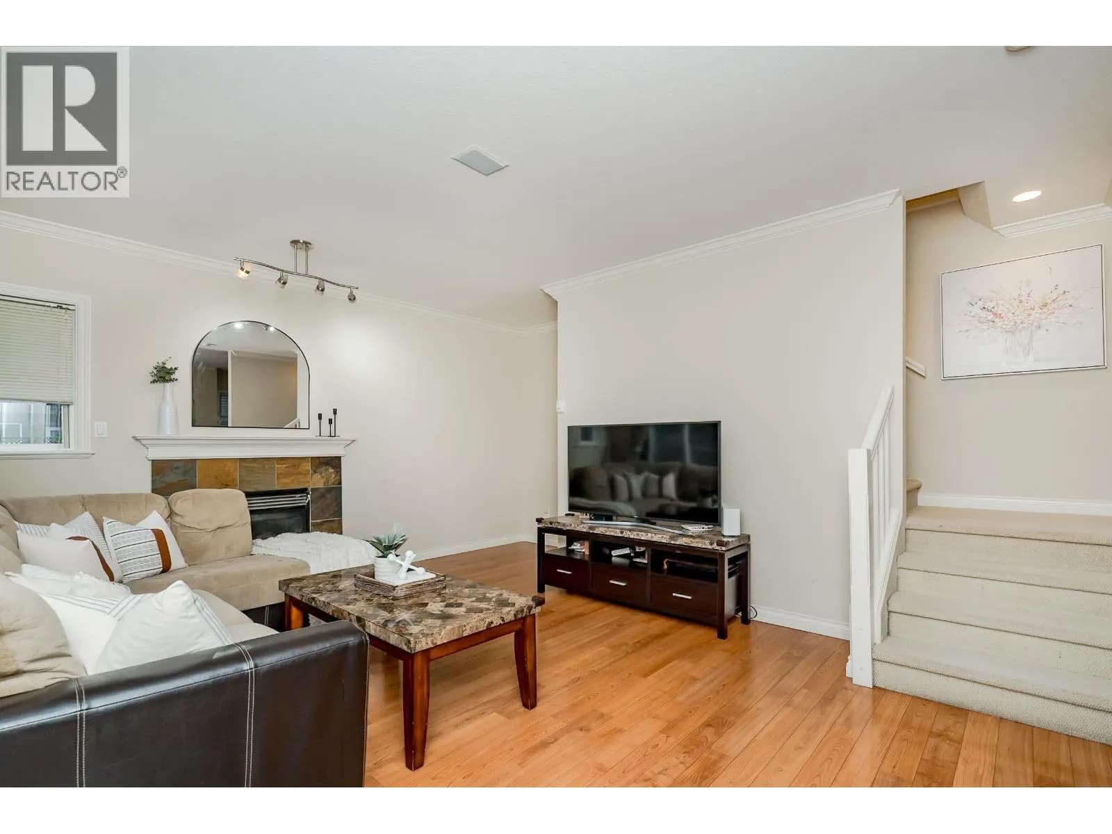 #10 7060 BRIDGE STREET, Richmond, BC photo 4