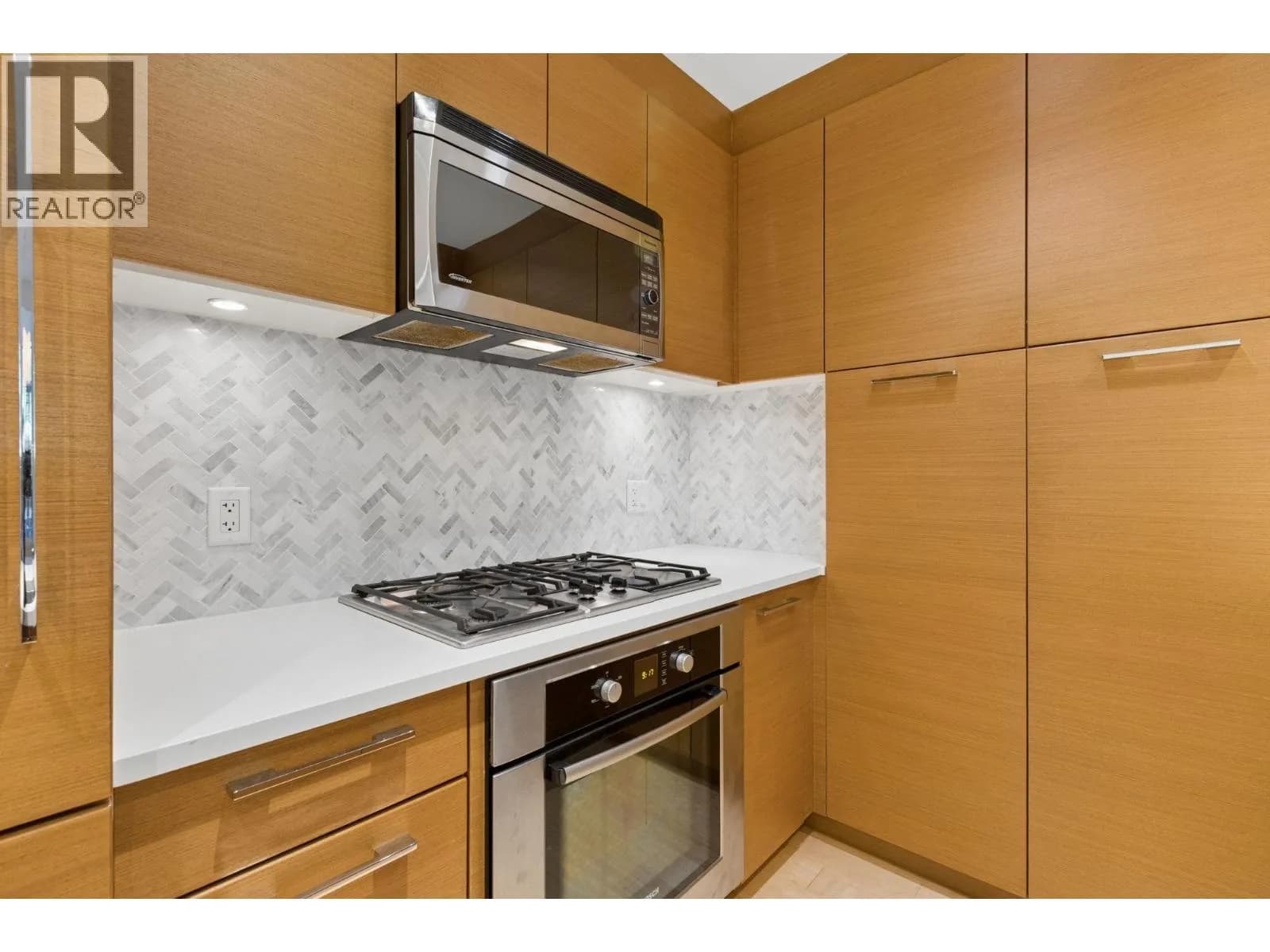 #105 5868 AGRONOMY ROAD, Vancouver, BC photo 3