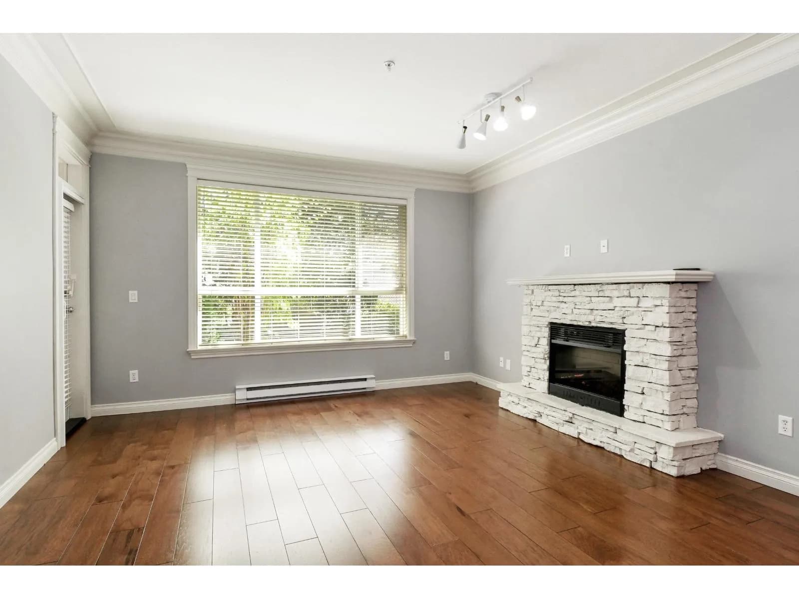 #110 32729 GARIBALDI DRIVE, Abbotsford, BC photo 5