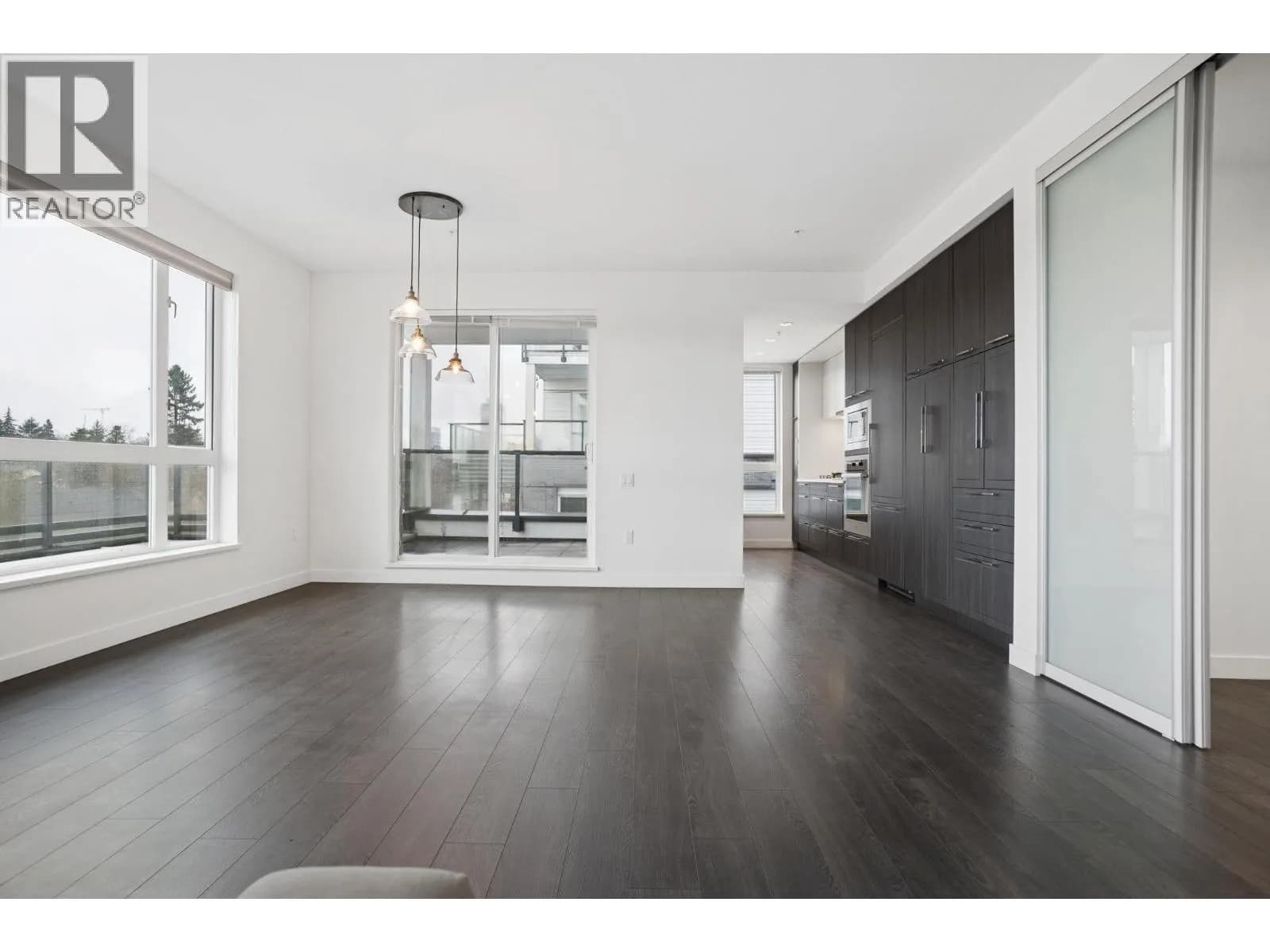 #608 6677 CAMBIE STREET, Vancouver, BC photo 3